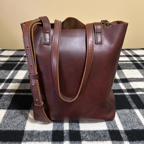 Portland Leather Goods PLG Original Crossbody Tote in Cognac - Picture 2 of 15